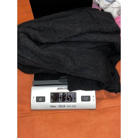 Lord & Taylor Black Two-Ply Cashmere Crewneck Soft Warm Knit Top Women's Sweater - Picture 8 of 8